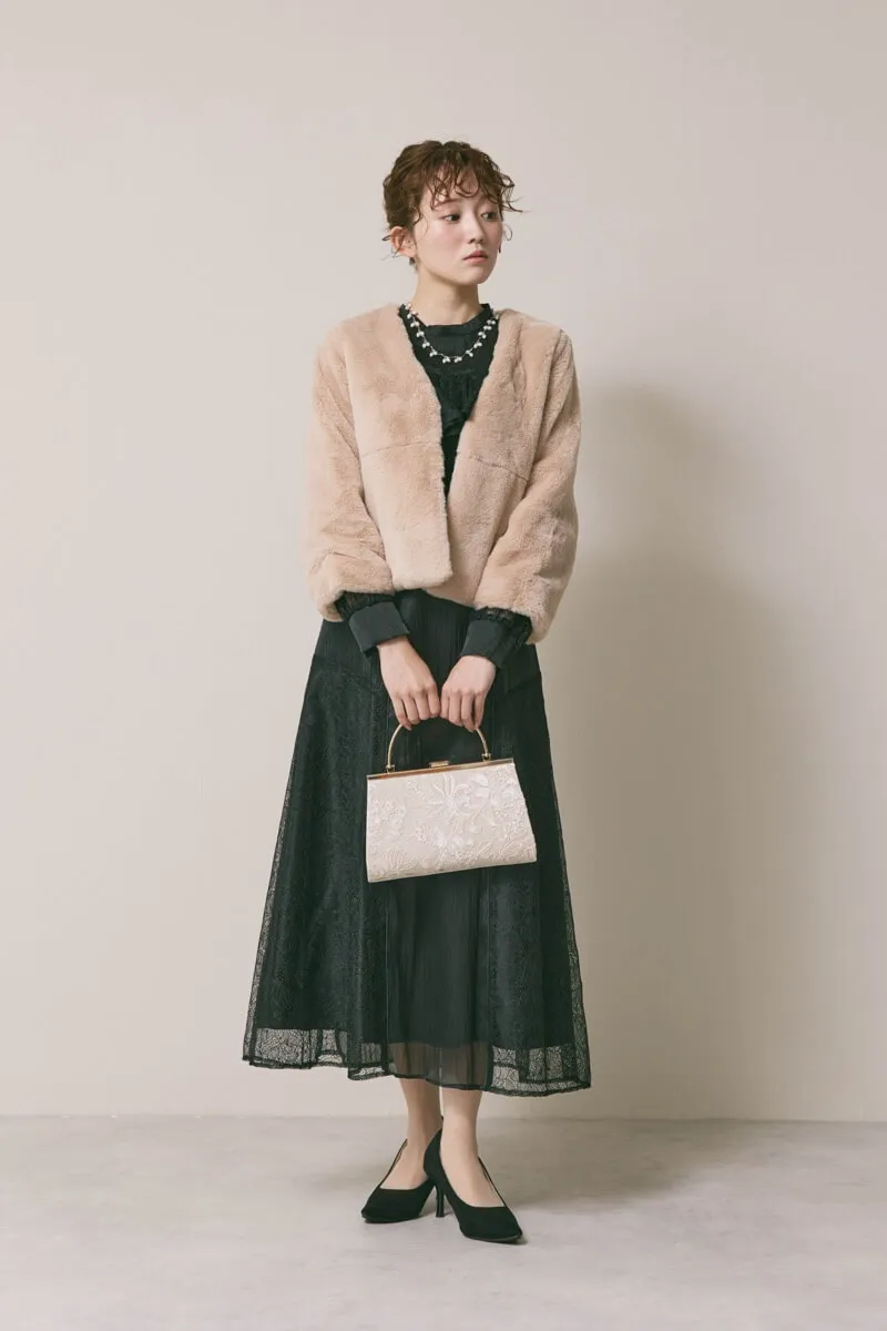 ブラックのシアーレースコンビネーションドレス