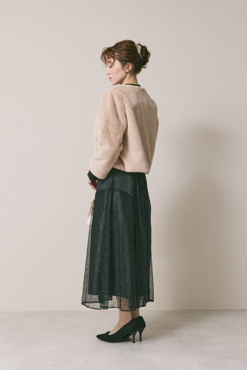 ブラックのシアーレースコンビネーションドレス