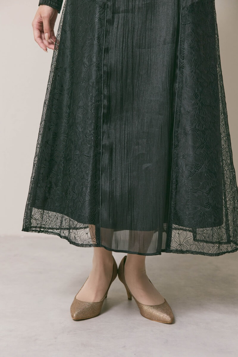 ブラックのシアーレースコンビネーションドレス