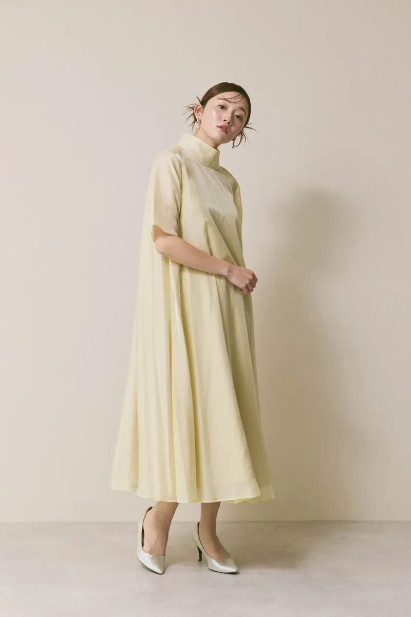 イエローのテントラインシアードレス