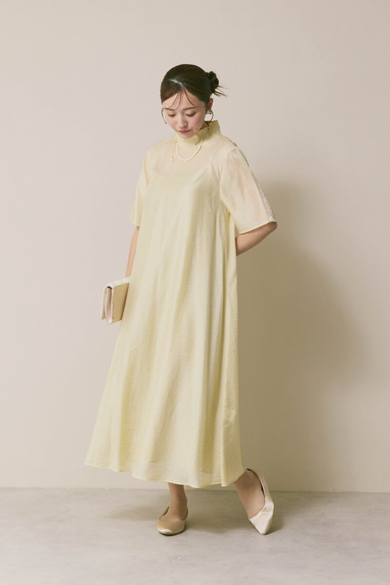 イエローのテントラインシアードレス