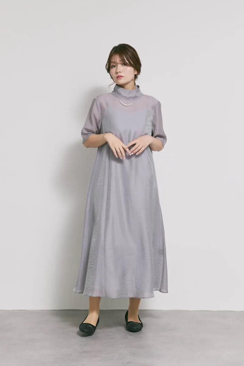 ブルーグレーのテントラインシアードレス