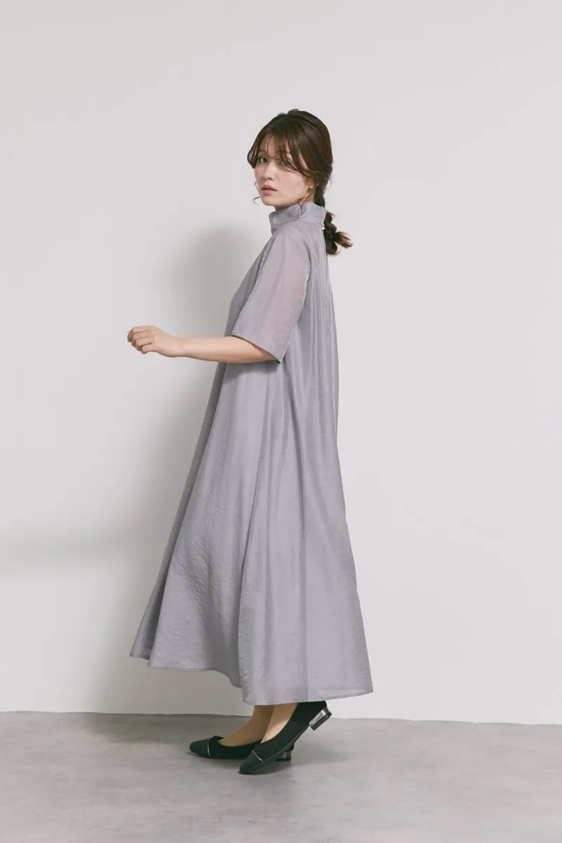 ブルーグレーのテントラインシアードレス