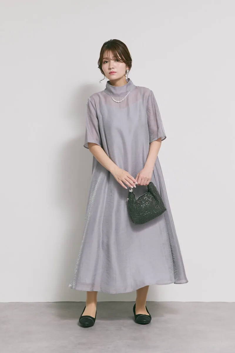 ブルーグレーのテントラインシアードレス