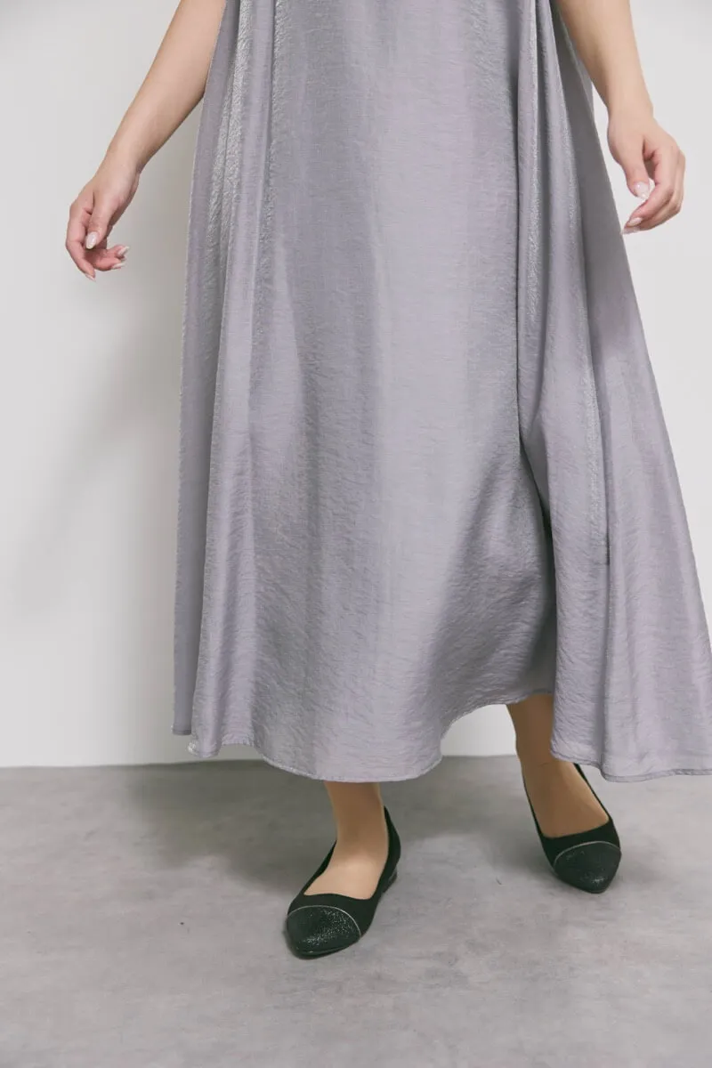 ブルーグレーのテントラインシアードレス