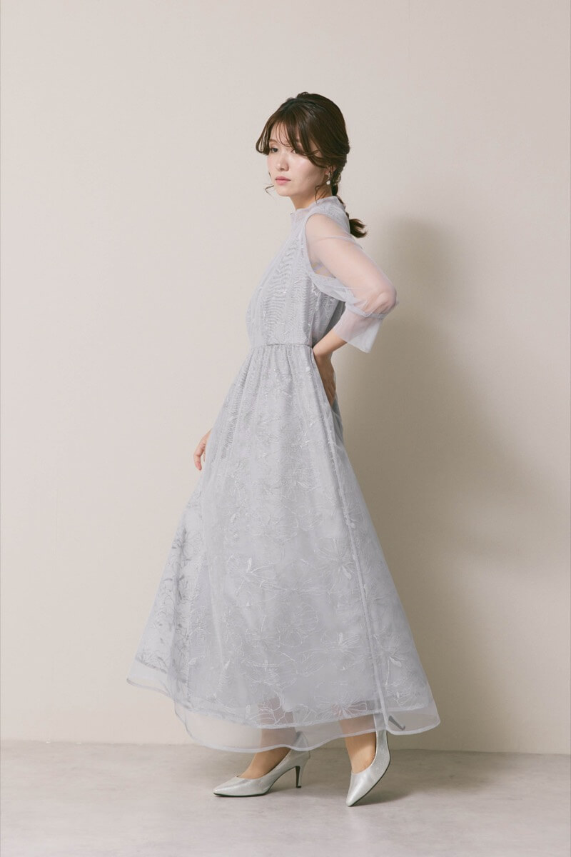 サックスのレースミックスチュールドレス