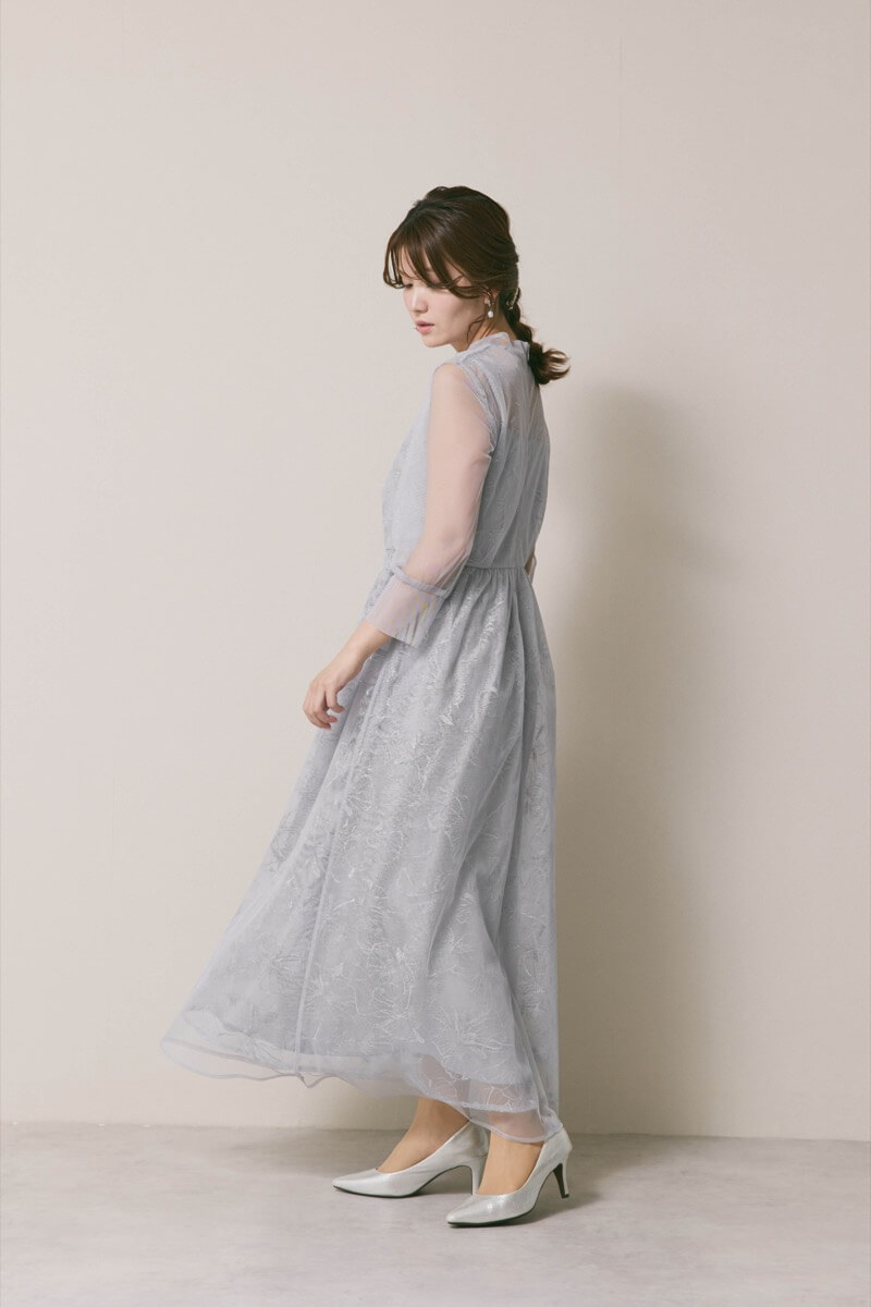 サックスのレースミックスチュールドレス