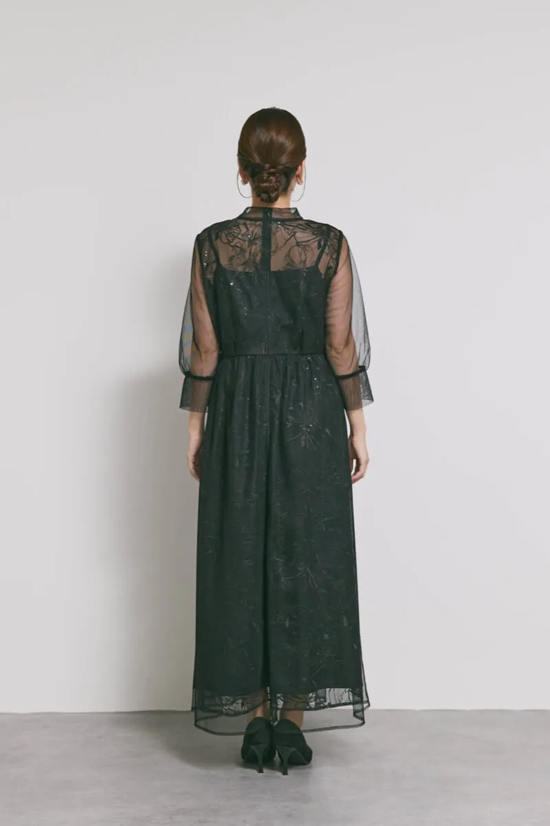 ブラックのレースミックスチュールドレス