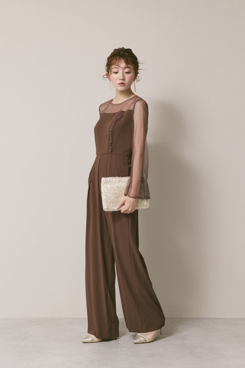 ブラウンのラメチュールパンツドレス