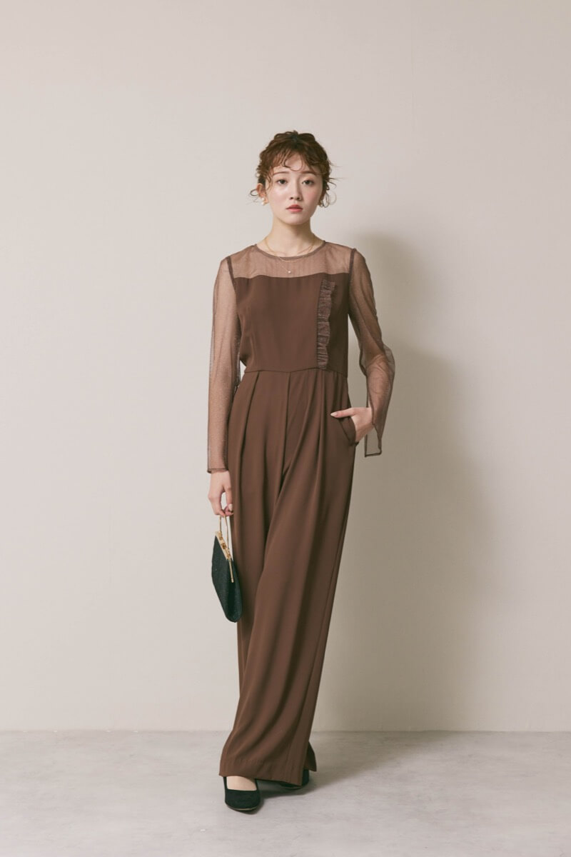 ブラウンのラメチュールパンツドレス