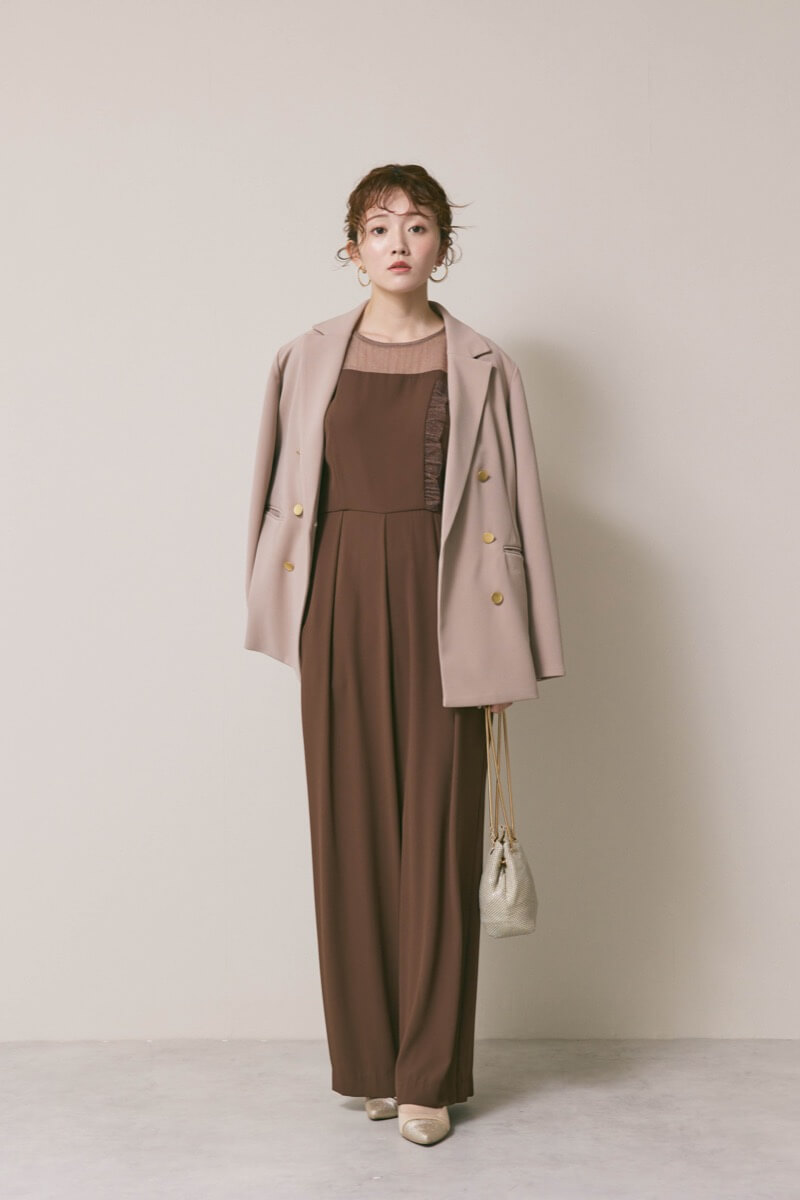 ブラウンのラメチュールパンツドレス