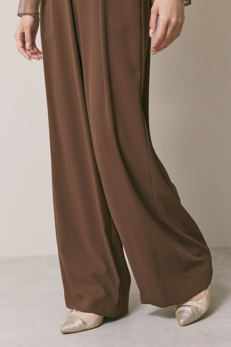 ブラウンのラメチュールパンツドレス