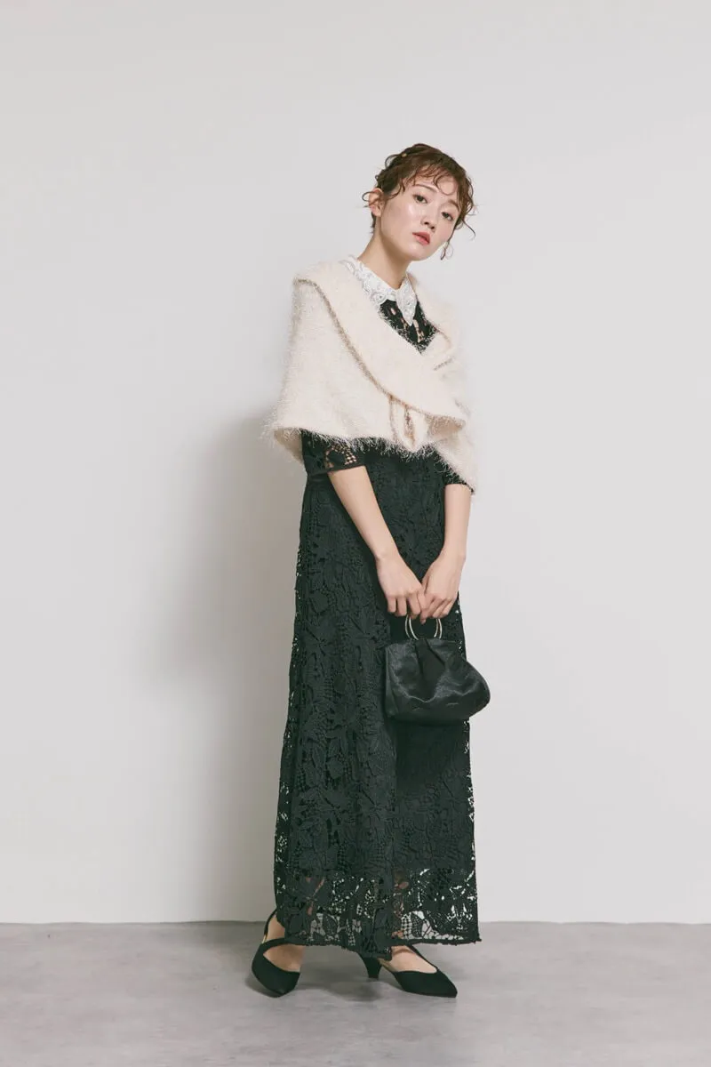 ブラックのビジューカラーレースドレス