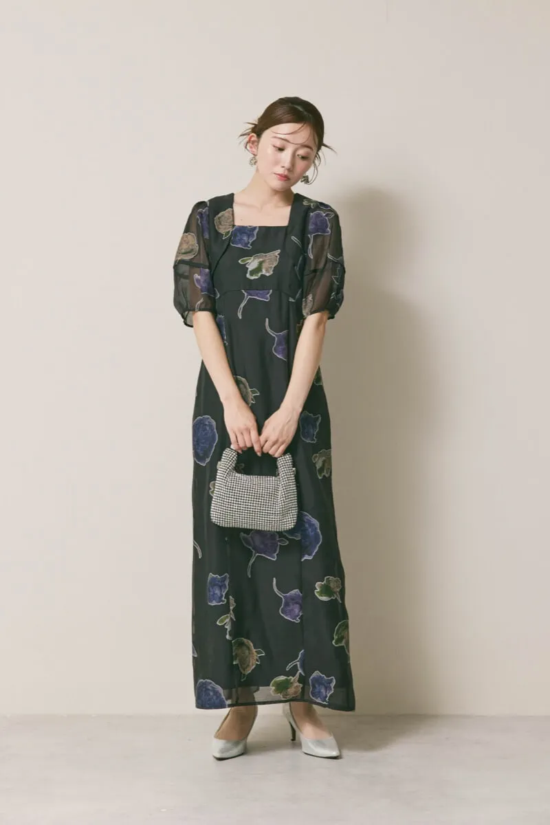 ブラックのフラワープリントオケージョンドレス