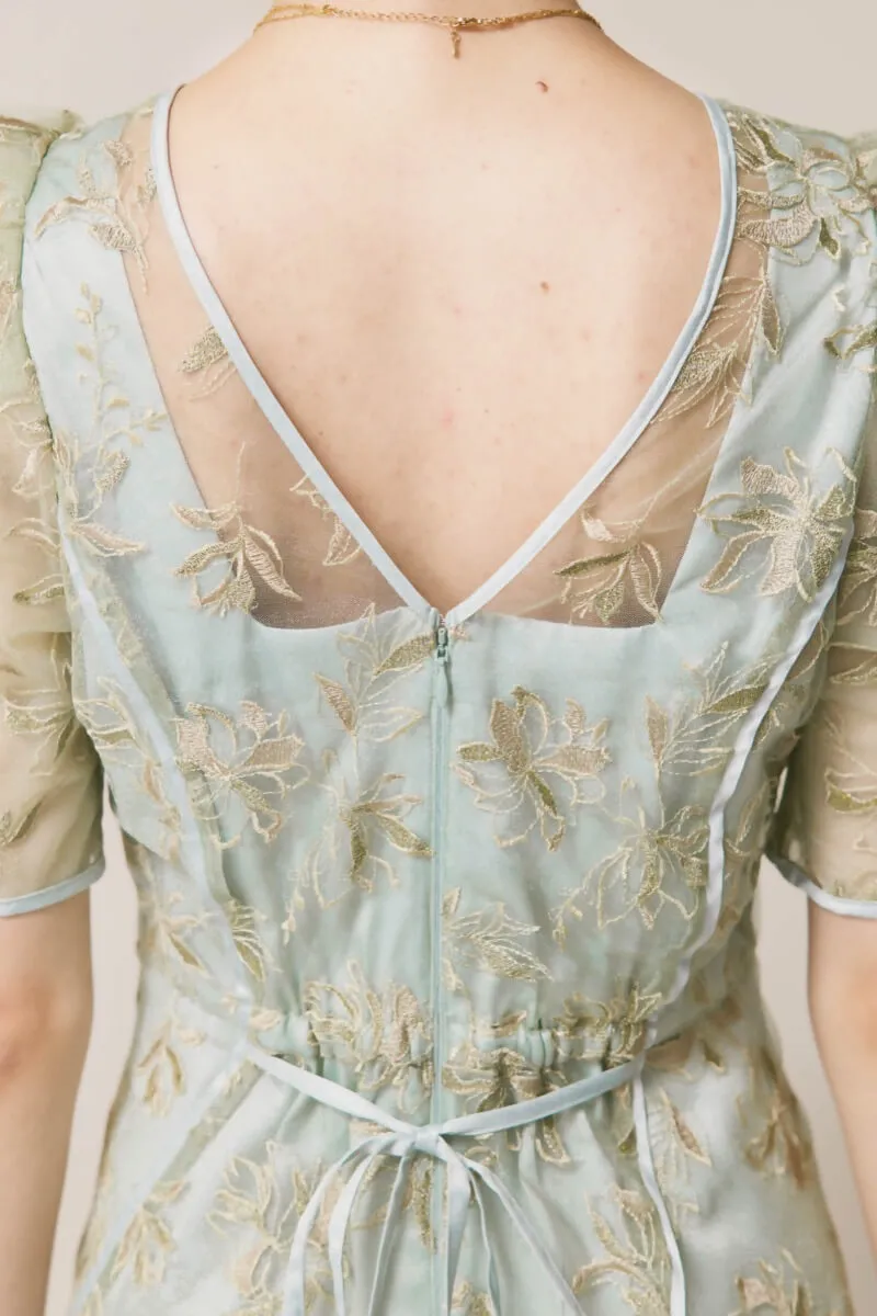 ミントのチュールラメ刺繍ドレス