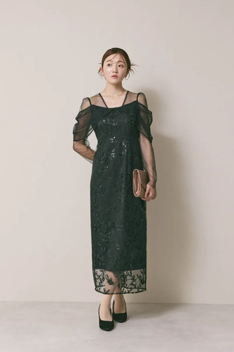 ブラックのチュールスリーブIラインドレス