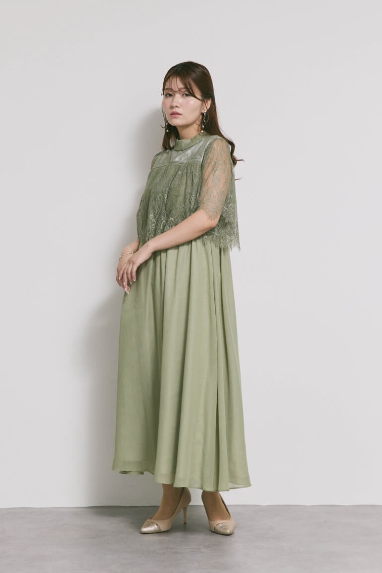 モーヴグリーンの授乳口付ハイネックレースドレス