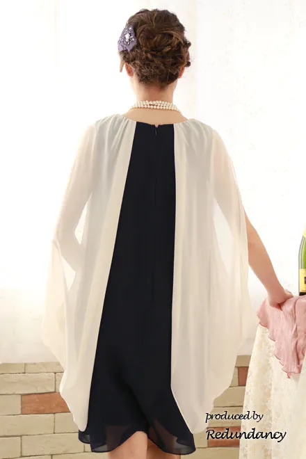 ネイビー×ホワイトのアームスリットシフォンドレス