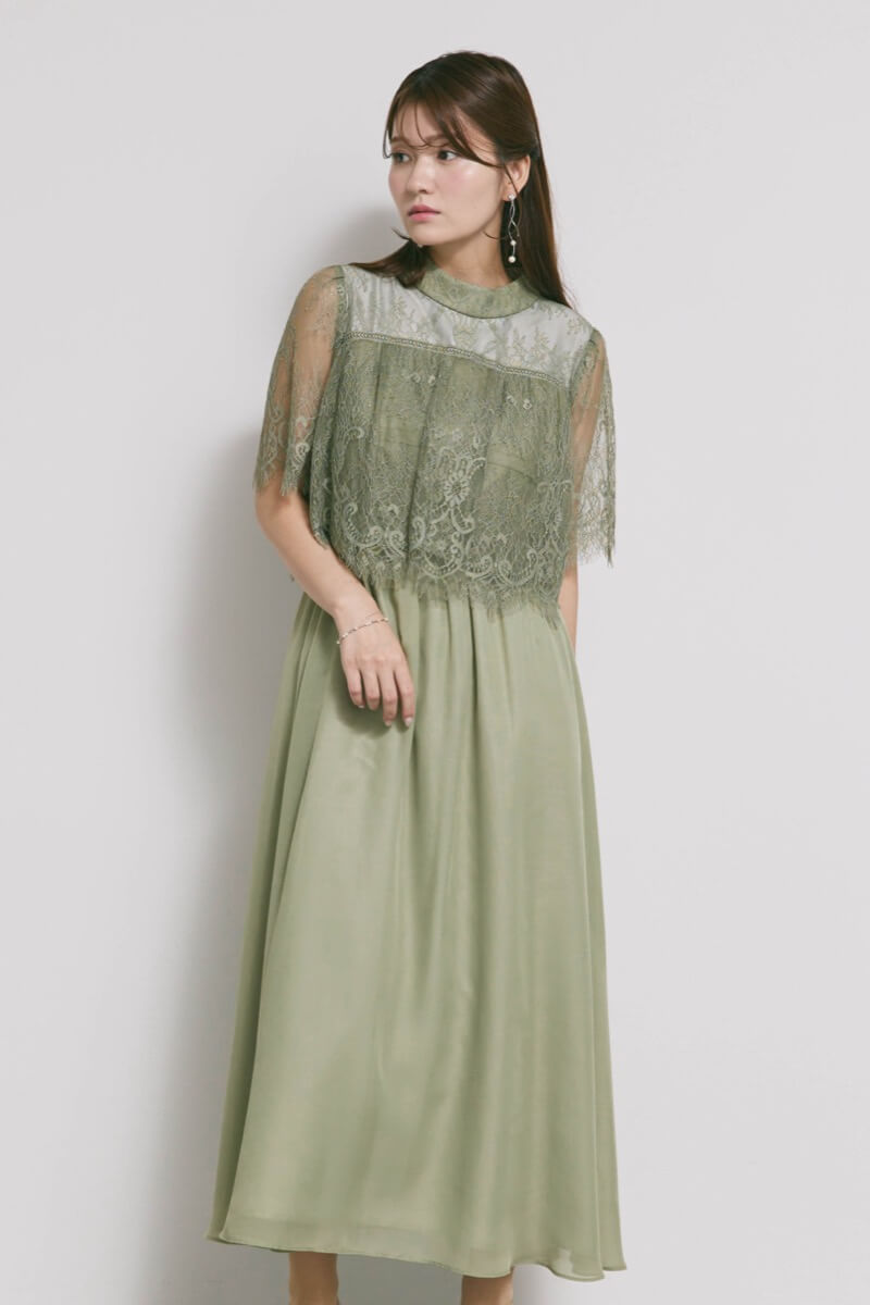モーヴグリーンの授乳口付ハイネックレースドレス