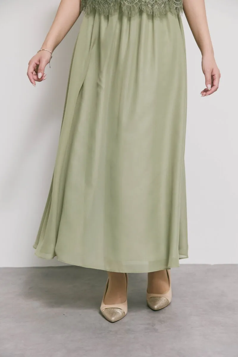 モーヴグリーンの授乳口付ハイネックレースドレス