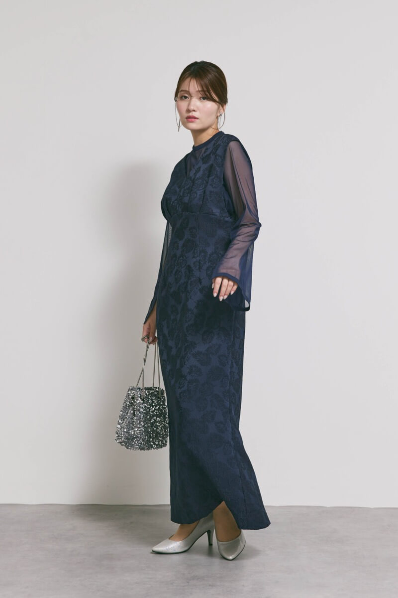 ネイビーのジャガードIラインドレス