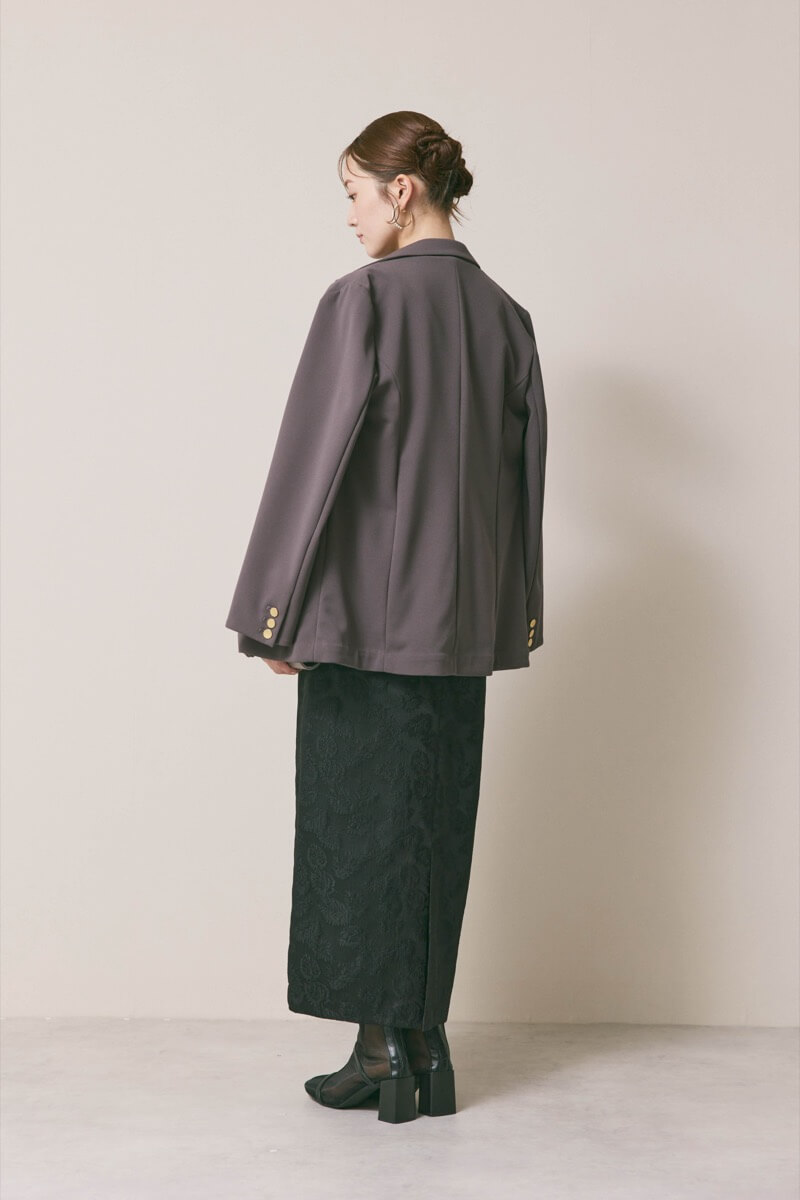 ブラックのジャガードIラインドレス