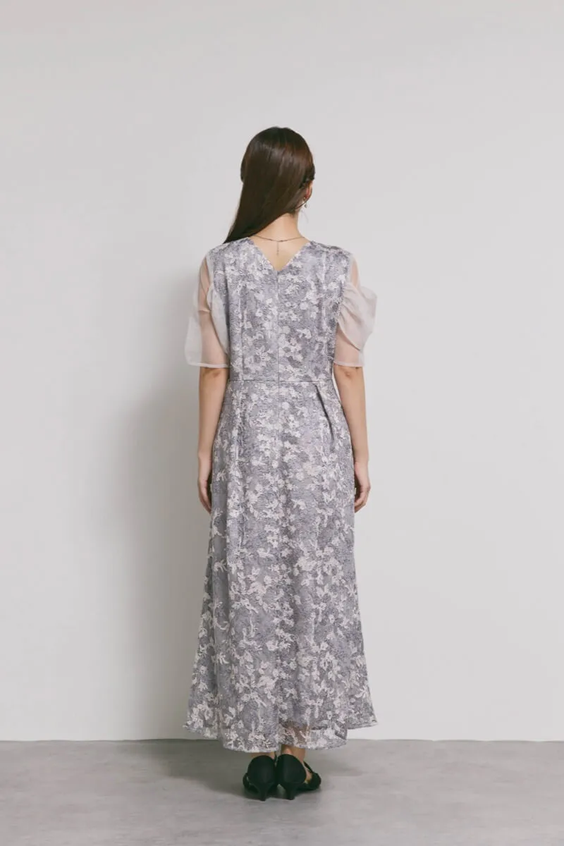 ラベンダーのシアーオフショルドレス