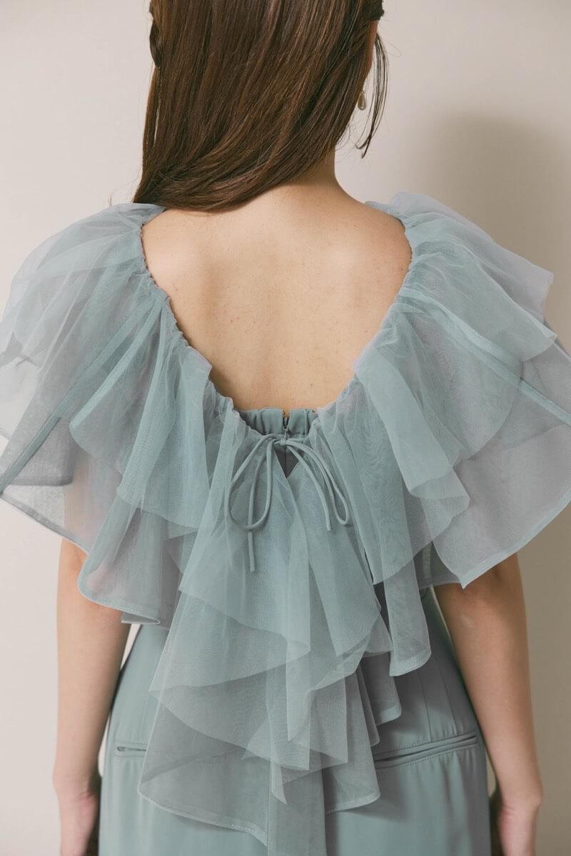 ブルーのチュールカラーベアパンツドレス