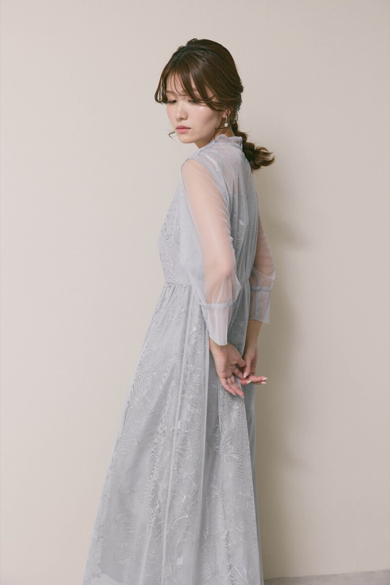 サックスのレースミックスチュールドレス