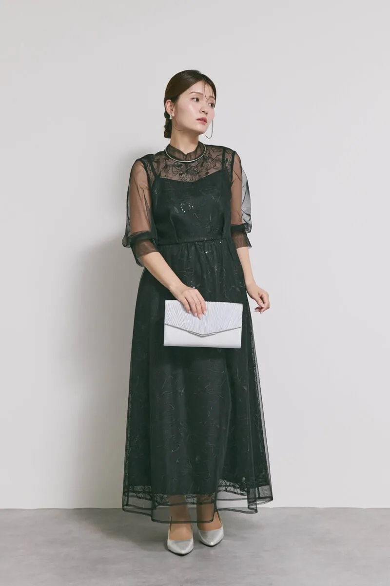 ブラックのレースミックスチュールドレス