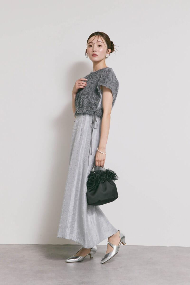 ブルーグレーのファートップスドレス