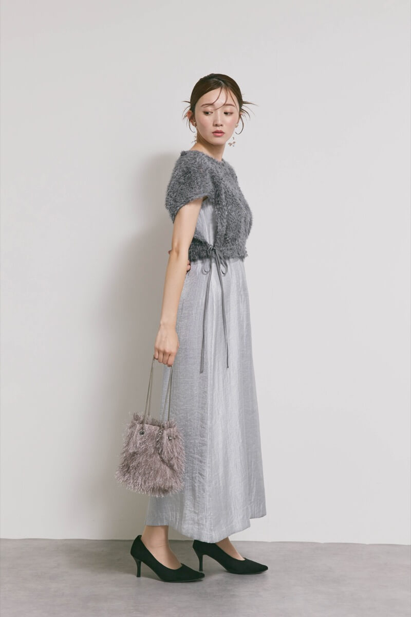 ブルーグレーのファートップスドレス