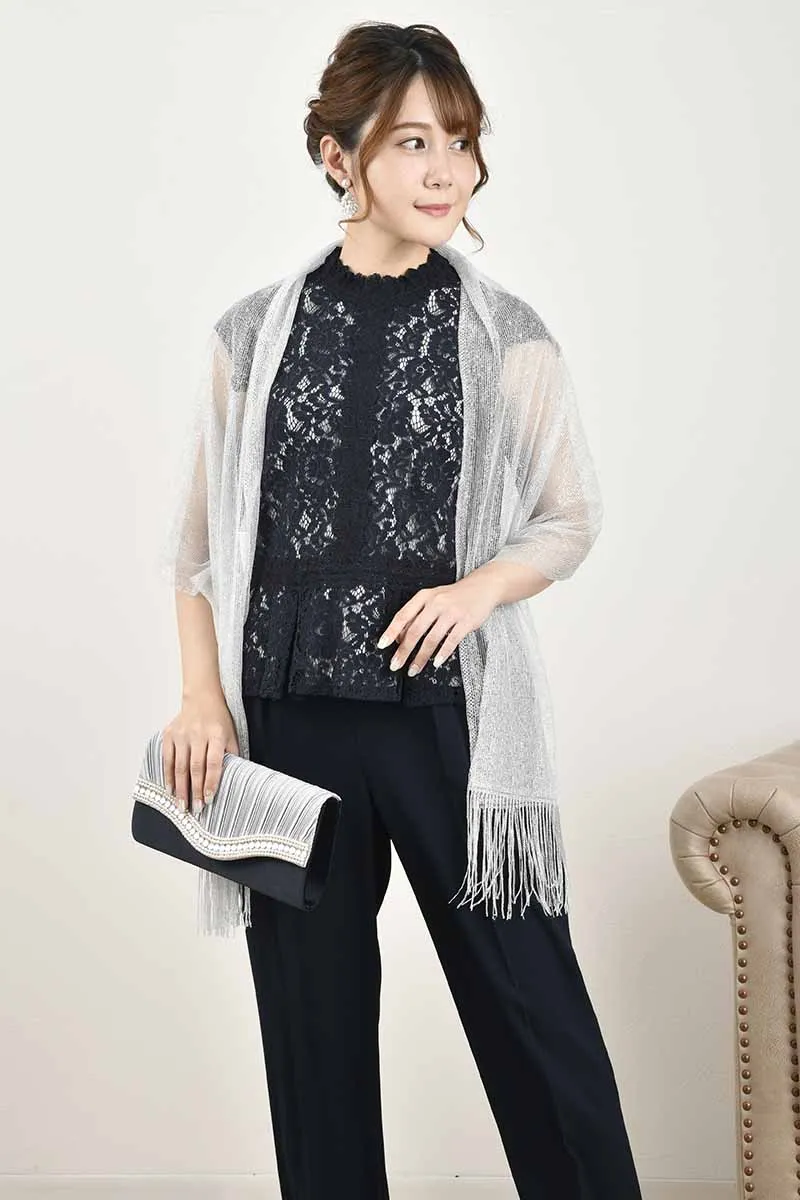 ネイビーのレース柄テーパードパンツドレス