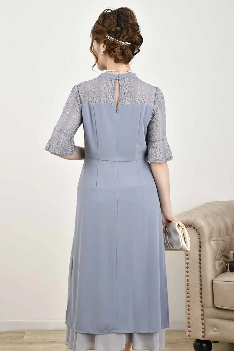 ブルーグレーのフレアスリーブスリット入りドレス