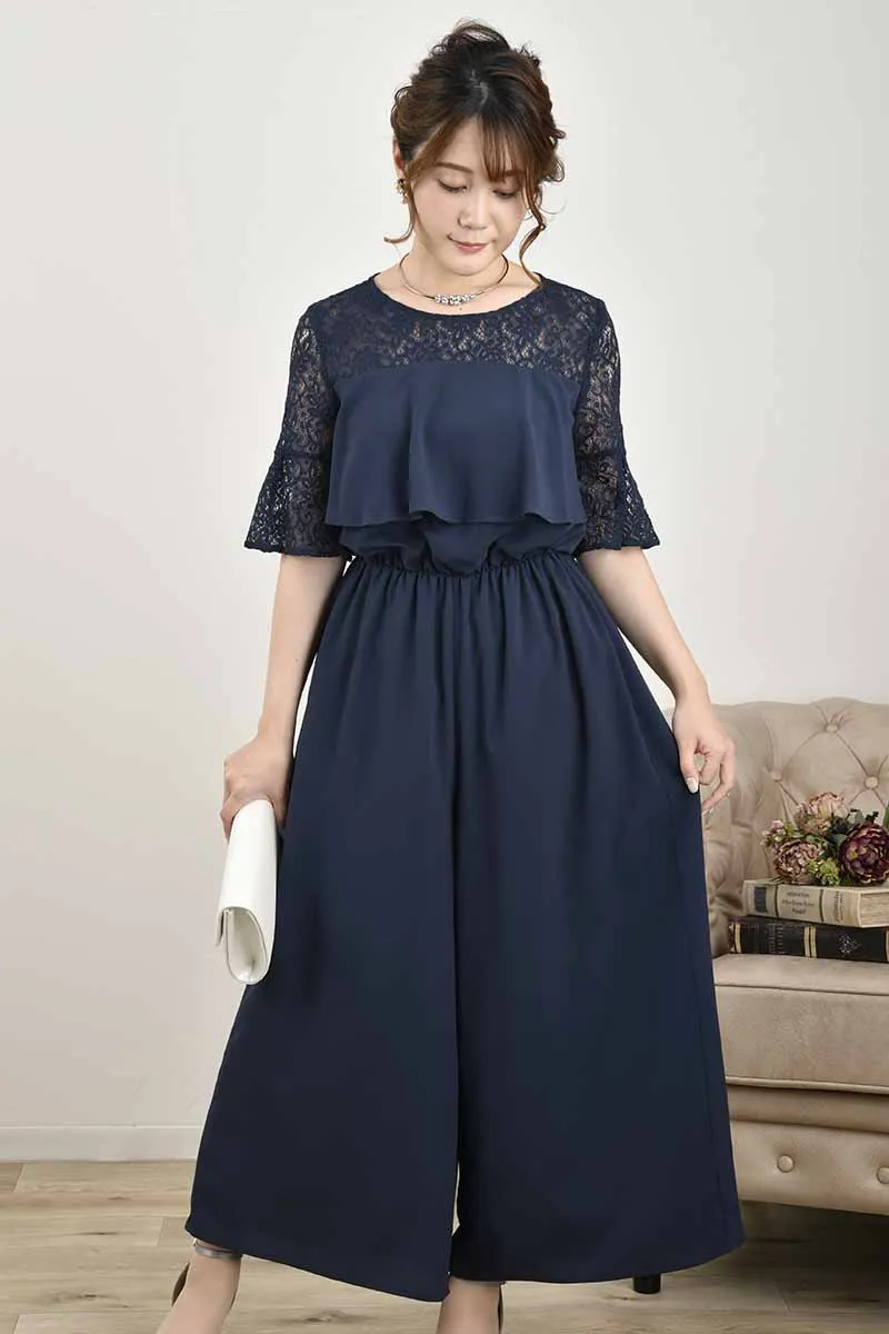 ネイビーのデコルテレースパンツドレス