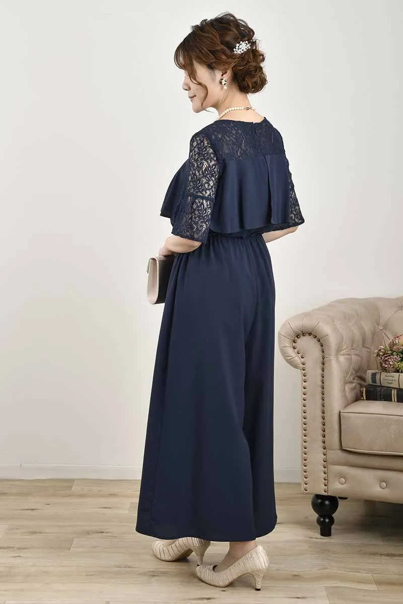ネイビーのデコルテレースパンツドレス