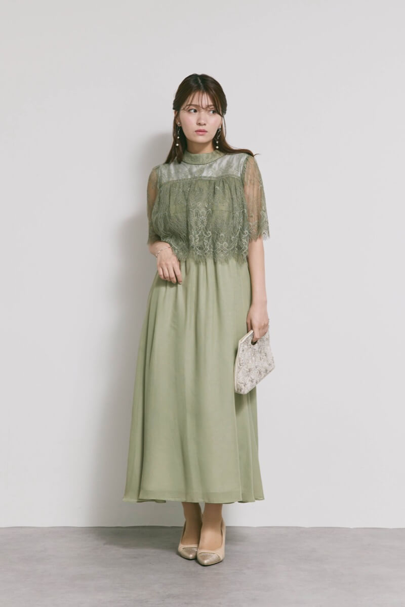 モーヴグリーンの授乳口付ハイネックレースドレス
