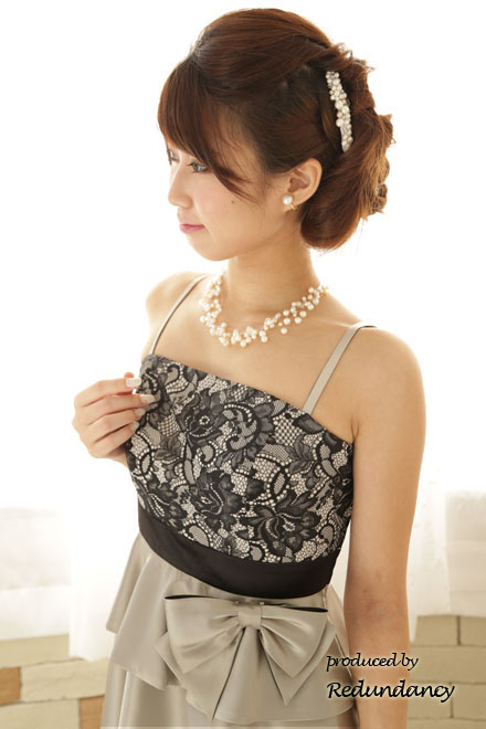 ゴールドのハイウエスト切替サテンドレスコーディネートセット