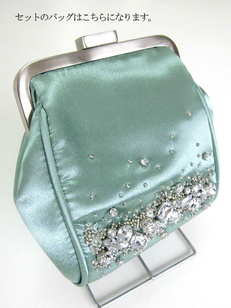 パステルグリーンのバックフリルシフォンドレスコーディネートセット