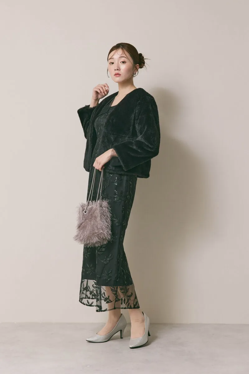 グレーのシャギーファーバッグ