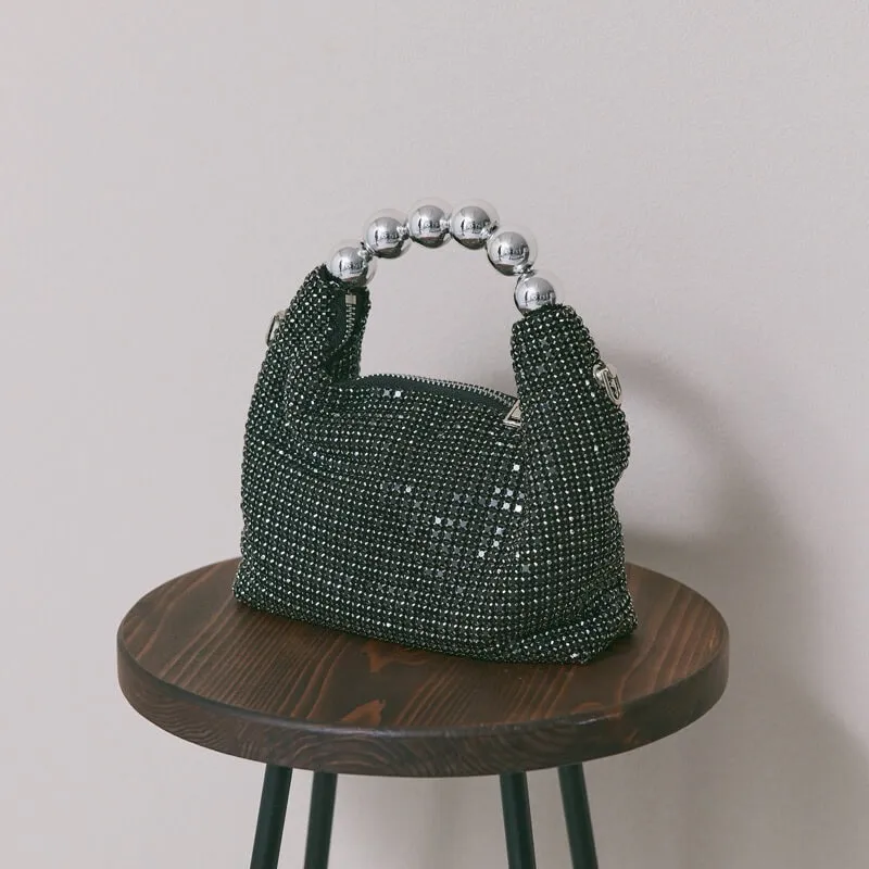 ブラックのボールハンドルバッグ