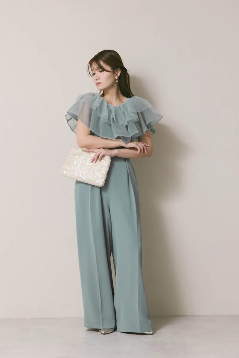 ベージュのスパンコールクラッチバッグ