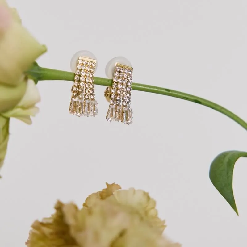 ゴールドのダイヤシャワーイヤリング