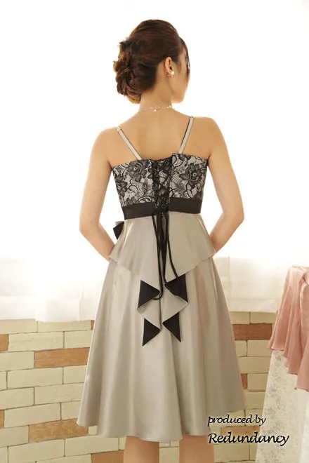 ゴールドのハイウエスト切替サテンドレスコーディネートセット