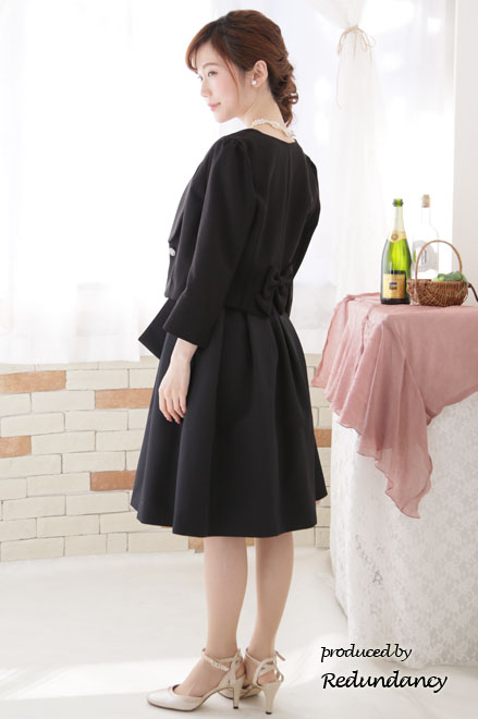 ブラック×ベージュの切替レースドレスコーディネートセット