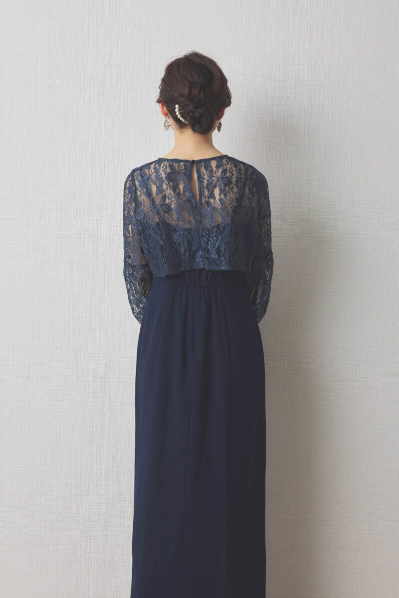 ネイビーのレースブラウス付きタイトラインドレス