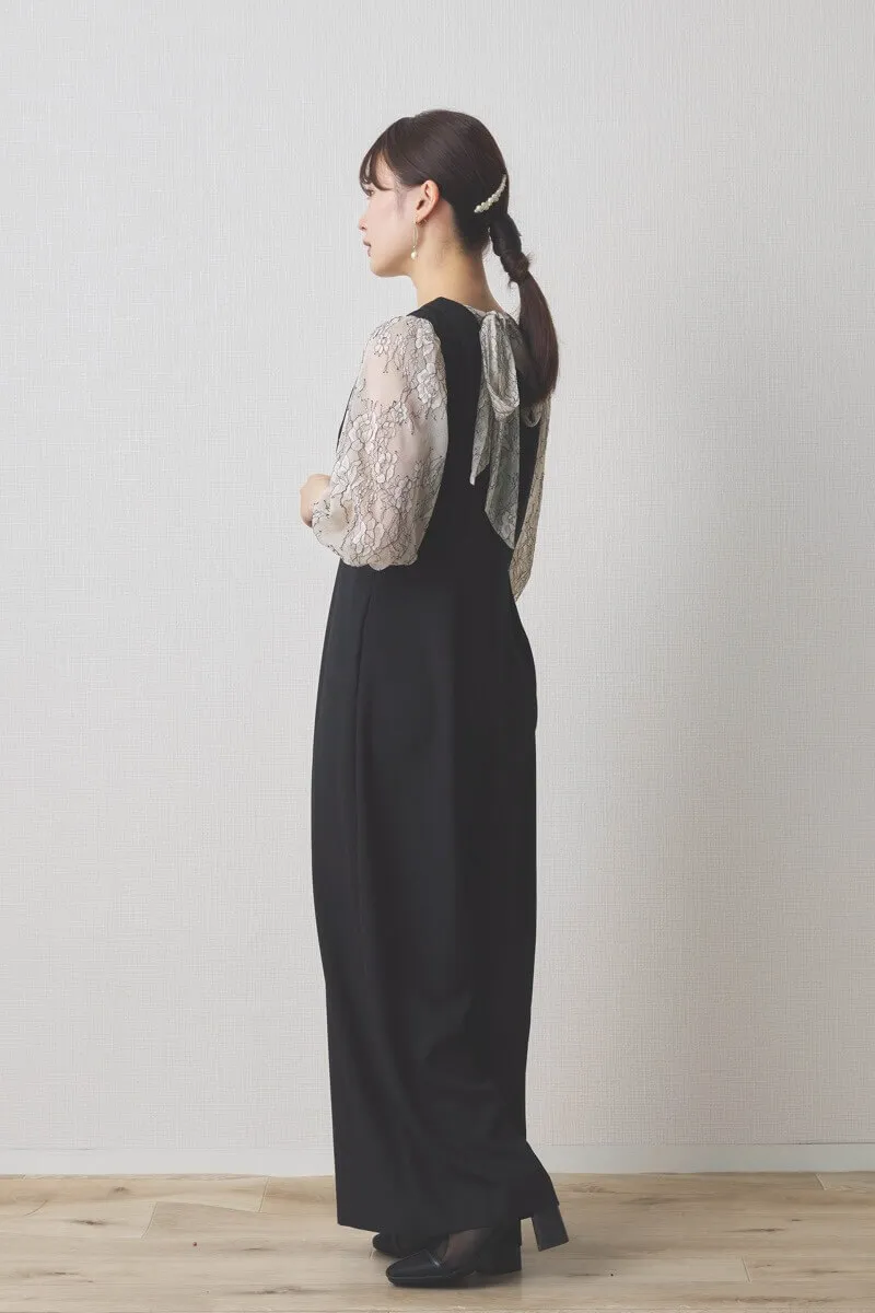 ブラックのレース袖オールインワンドレス