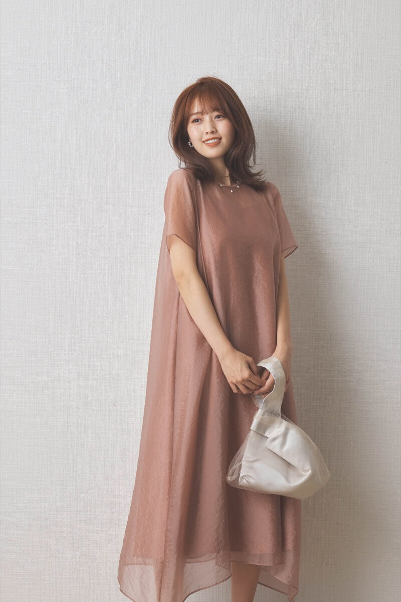 ピンクのシアーオーガンジーショートスリーブドレス