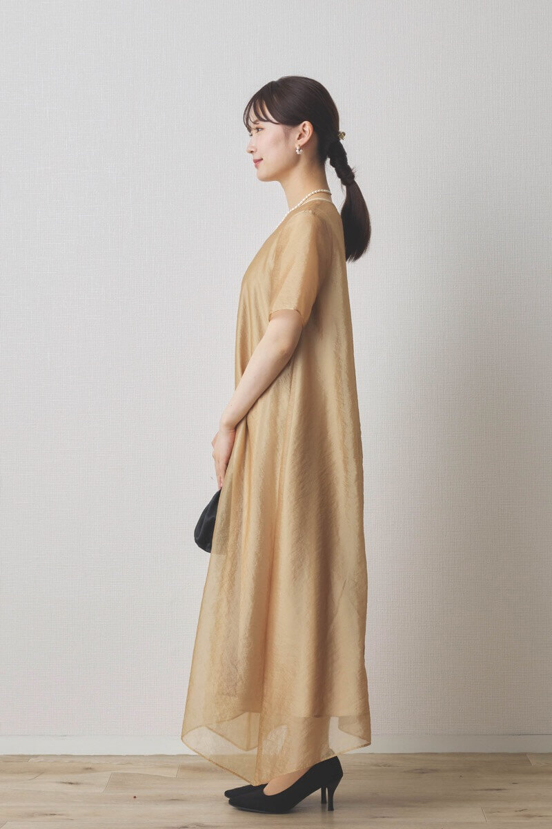 イエローのシアーオーガンジーショートスリーブドレス