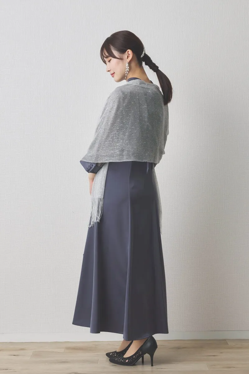 チャコールグレーのオーガンジーボレロ付きフレアドレス